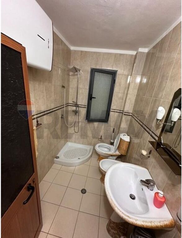 Jepet me qira apartament 2+1 Oxhaku