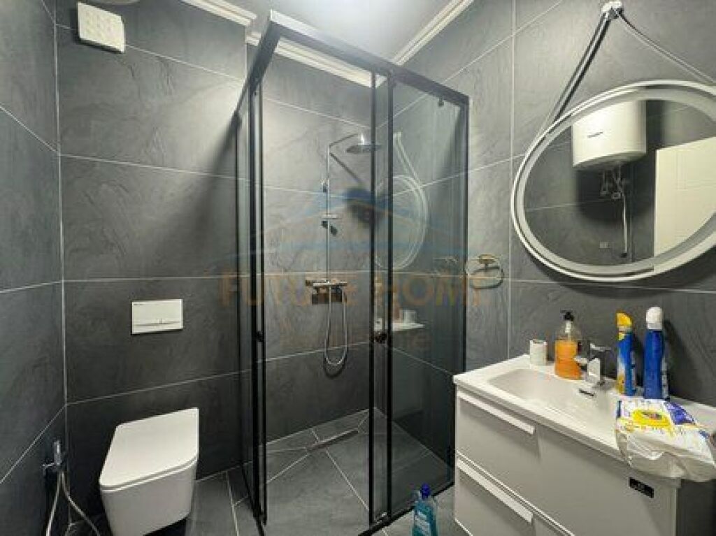 Shitet, Apartament 2+1+2, Bulevardi i Ri