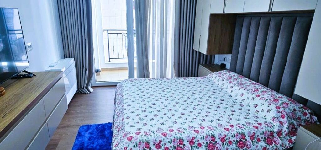 Shitet Apartament 3+1+2 tek Bulevardi i Ri, Tiranë
