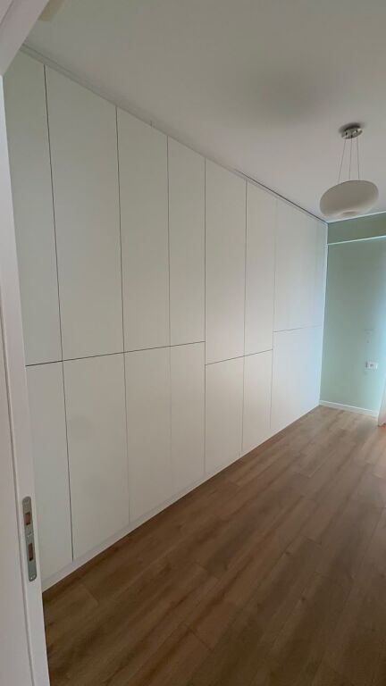 Via Dibres affittasi appartamento 2+1+2, arredato 80.000 lek