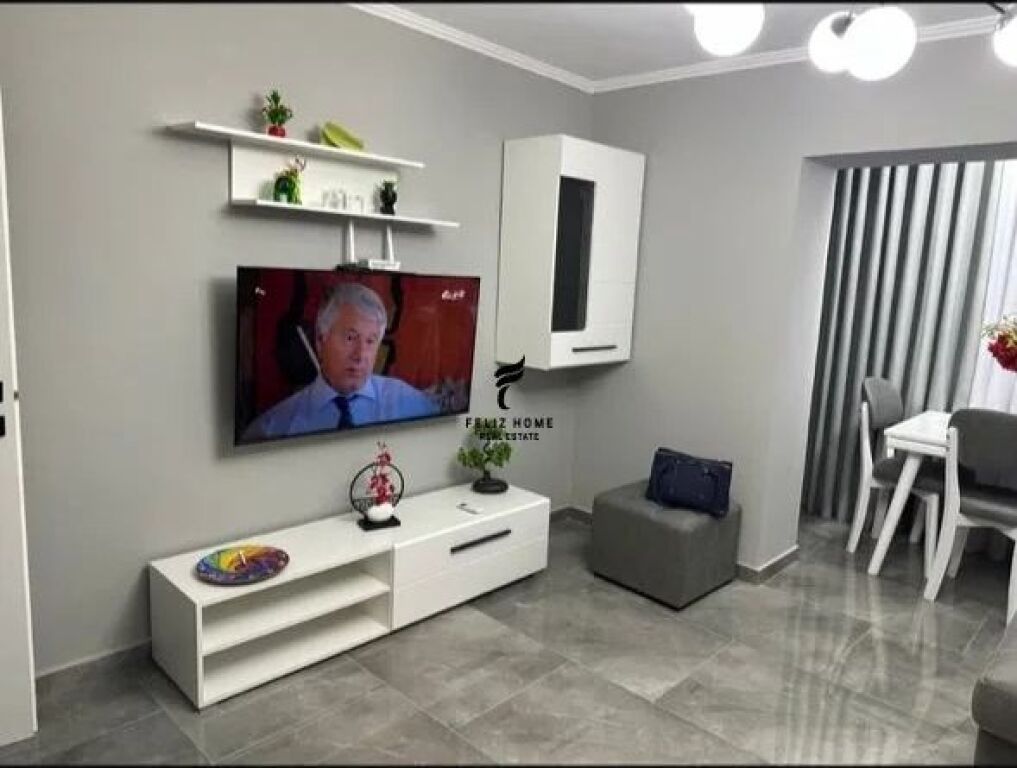 APARTAMENT ME QERA 2+1 PAZARI I RI 80.000 LEKE FH-96221