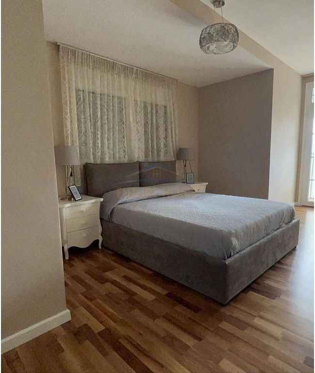 Qera, Apartament 1+1, Rruga Myslym Shyri, Tirane