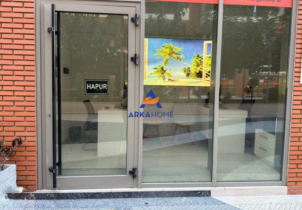 OFFICE SPACE FOR RENT 11M2 "AT DELIJORGJI COMPLEX" 600 EURO