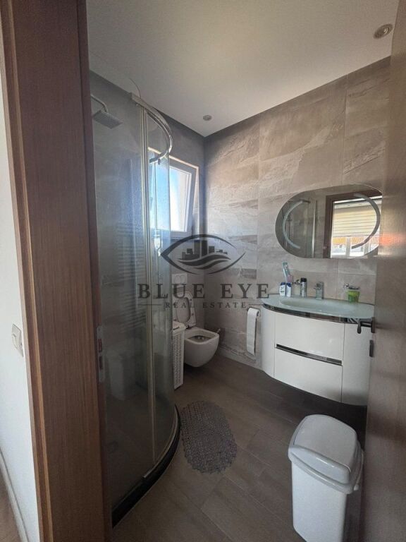Apartament 3+2 Me Qira në Lagja nr.17, Durrës.