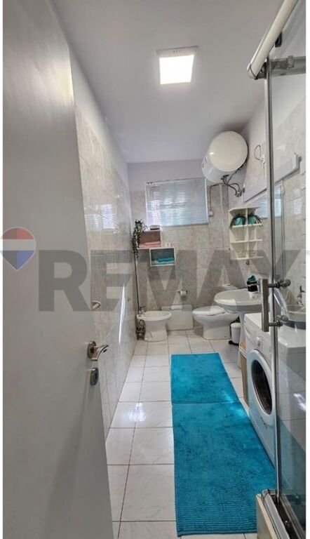 2+1 apartment for rent at Mine Peza Street, Tirana