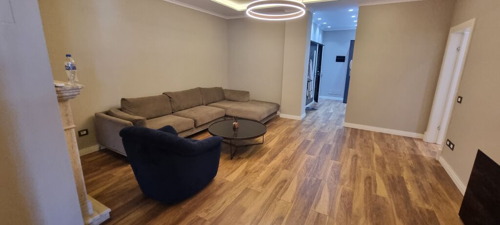 🏡 APPARTAMENTO 2+1 | 2 BAGNI | 2 POSTI AUTO CON UNA VERANDA 70M22