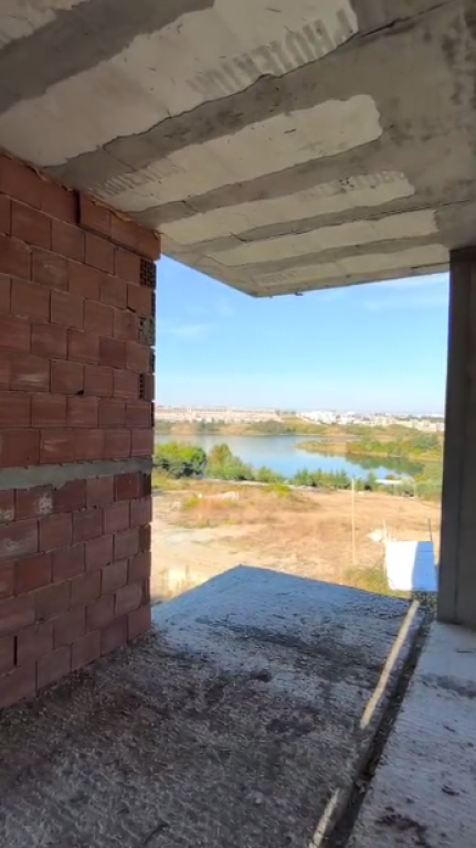 🏘️Vilë per shitje pranë Liqenit të Farkës me pishinë🌊