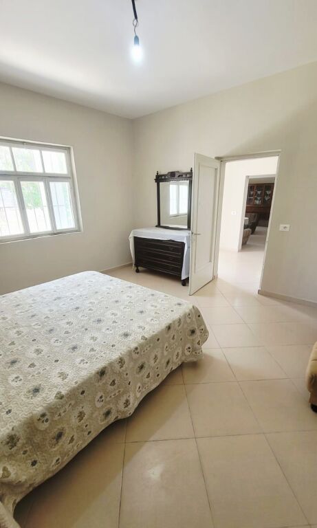 🏡 SHITET SHTËPI PRIVATE – PRANË QENDRËS SË KAVAJËS  