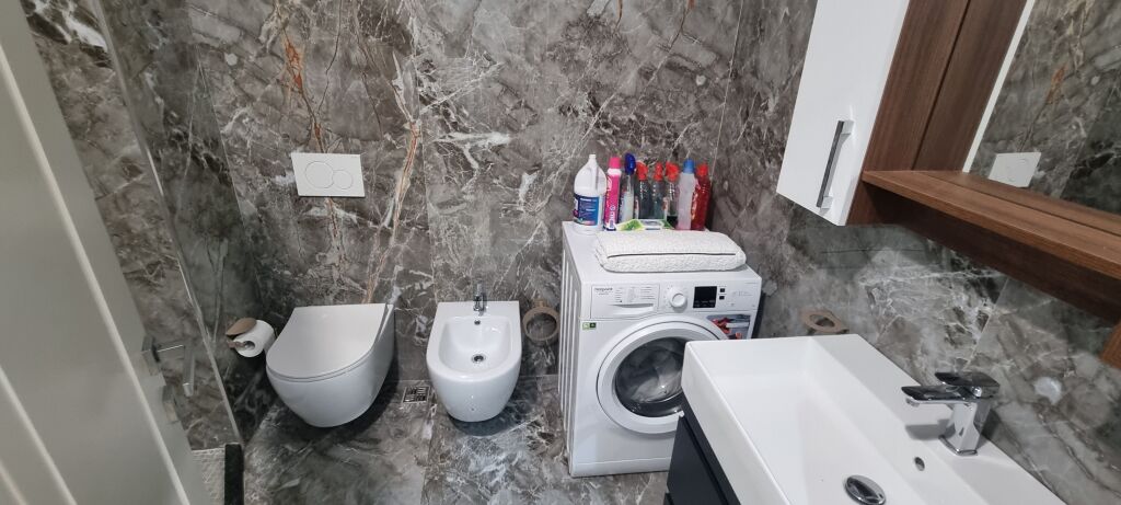 🏡 APPARTAMENTO 2+1 | 2 BAGNI | 2 POSTI AUTO CON UNA VERANDA 70M22