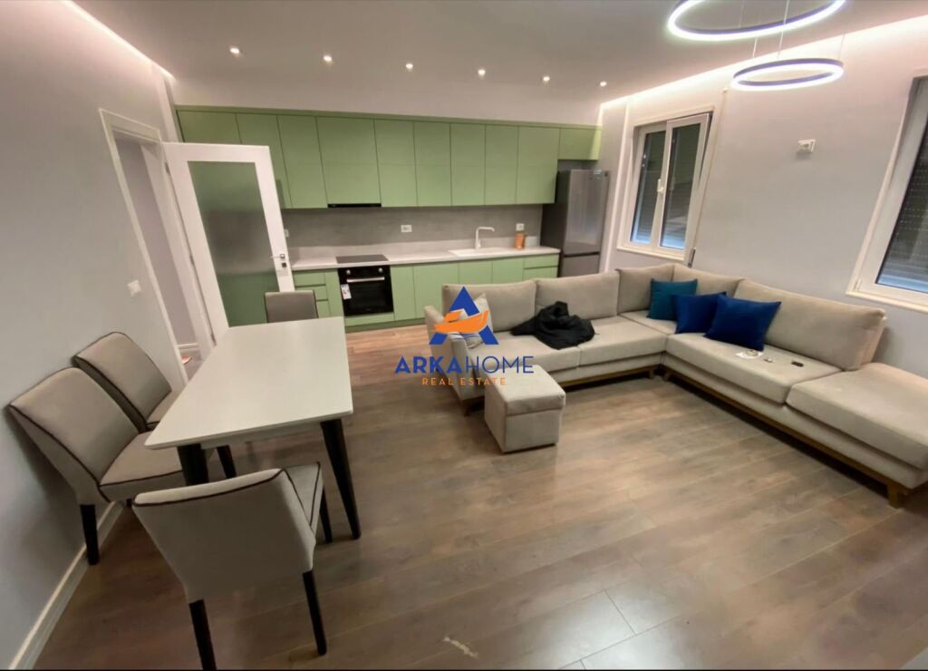 SHITET APARTAMENT 2+1+BALLKON "LIQENI I THATË,SIPER RADISSON HOTEL " 264.999 EURO