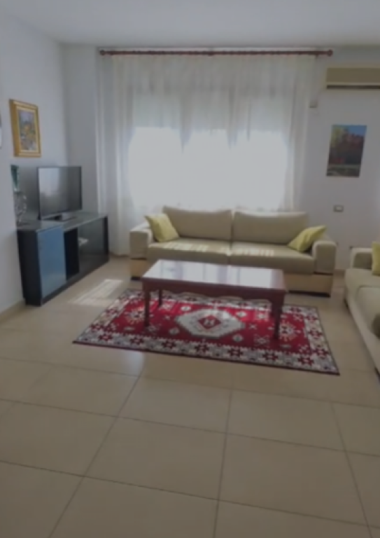 **Jepet me qira Apartament 2+1 – Rruga e Bogdanëve**