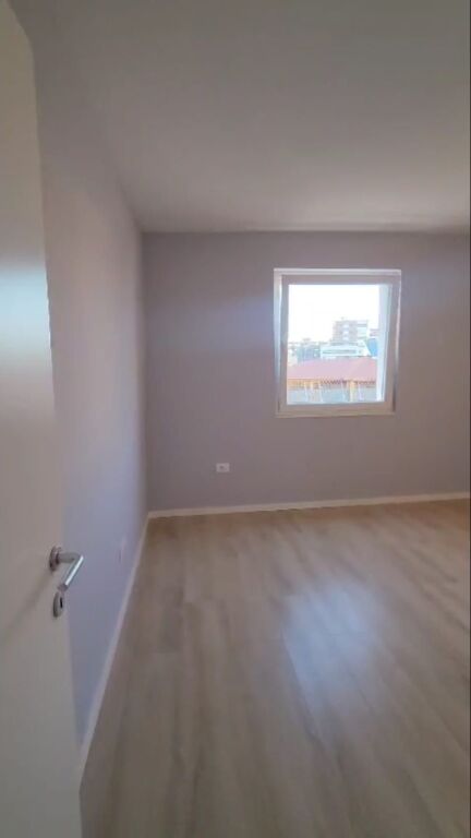 Sale | Apartament 2 + 1 | Rruga Tefta Tashko Koço | 180000 €