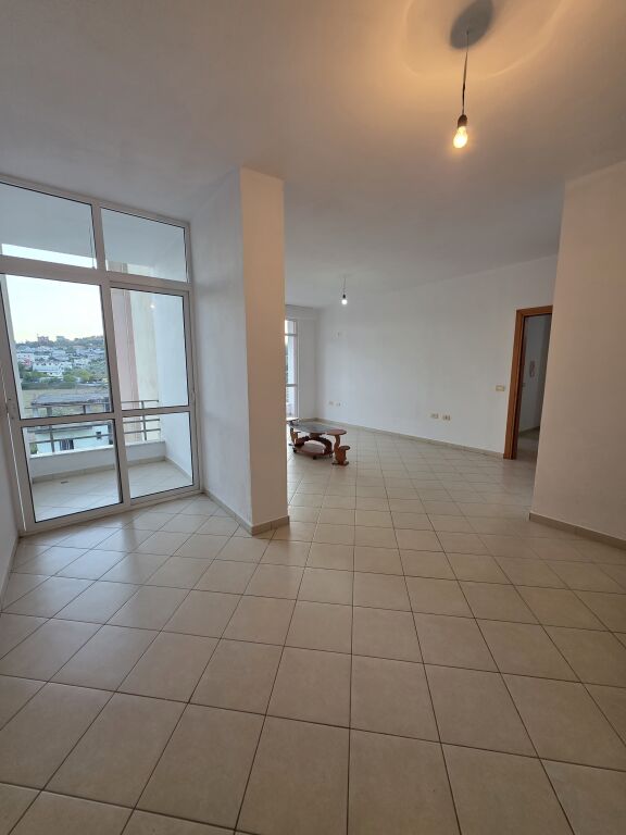 In vendita 2+1 ad Astir per 165.000 €