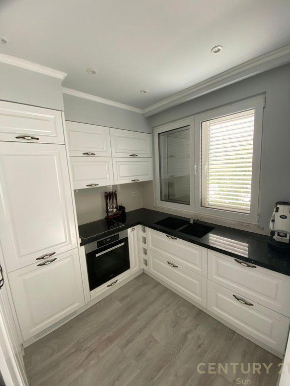2+1 Apartment for Rent at the Dry Lake, Tirana
