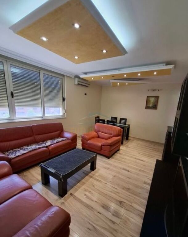 Qira,Apartament 3+1,Komuna e Parisit,Tirane.