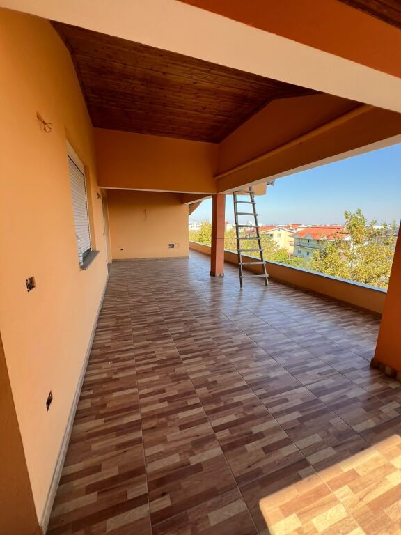 PRIVATE HOUSE FOR RENT – NEAR NEIM BABAMETO SCHOOL