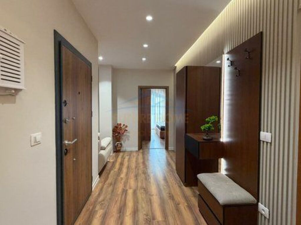 For sale, Apartment 2+1+2, Mine Peza Street