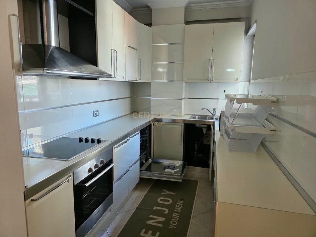 FOR RENT APARTMENT 2+1+2 ON ISMAIL QEMALI STREET – OPPOSITE THE ARTISTIC HIGH SCHOOL