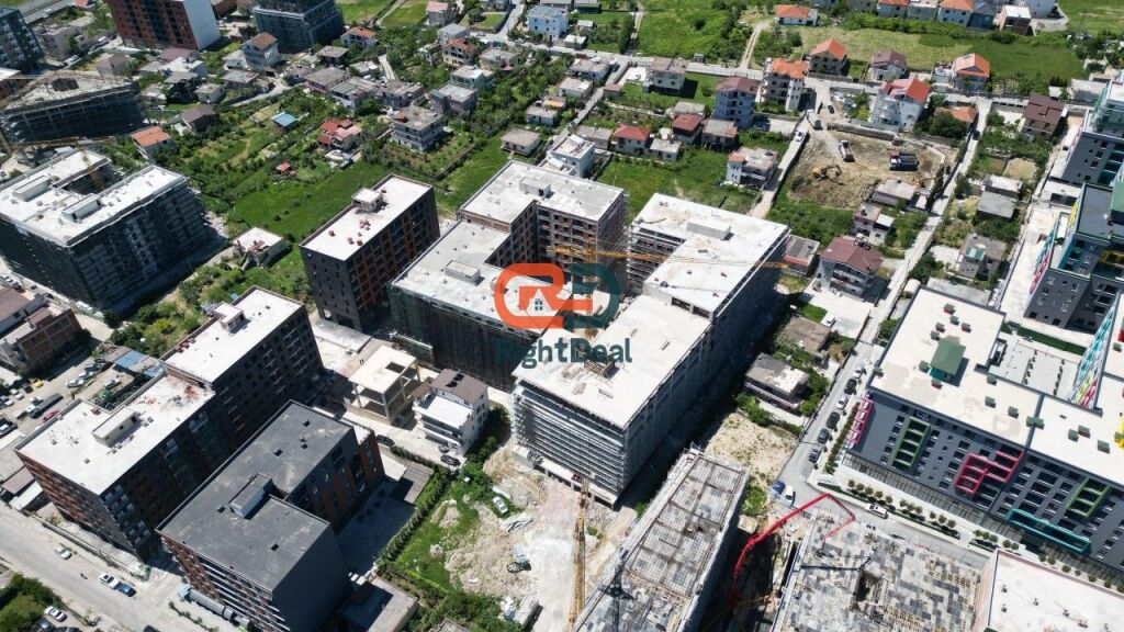 Prane Unazes Se Madhe, Ne Kompleksin "APOLLO", Shitet Apartament 2+1 Ideal Per Investim !!