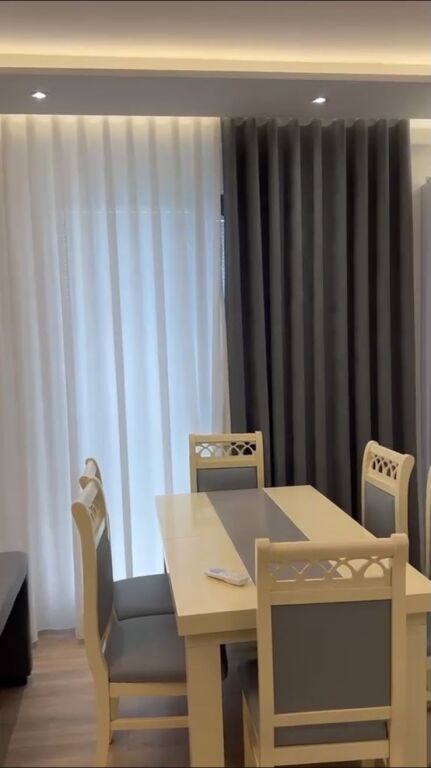 Apartament me qera 2+1+Parkim