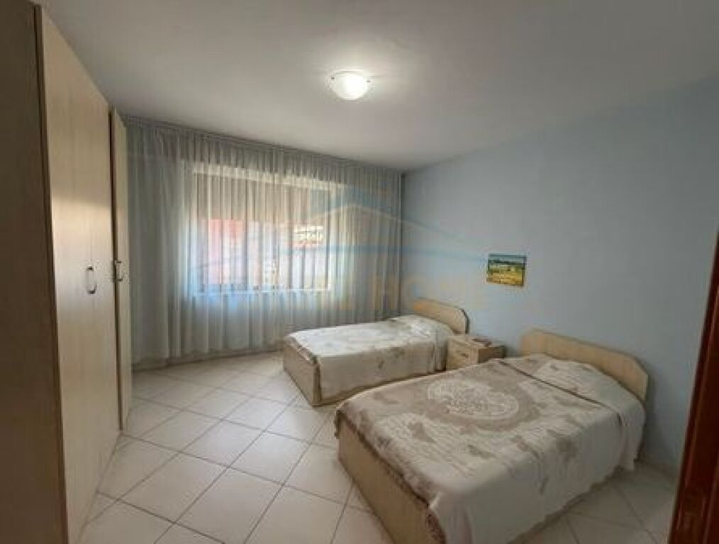 For sale, Apartment 2+1+2, Barrikadave Street, Tirana.