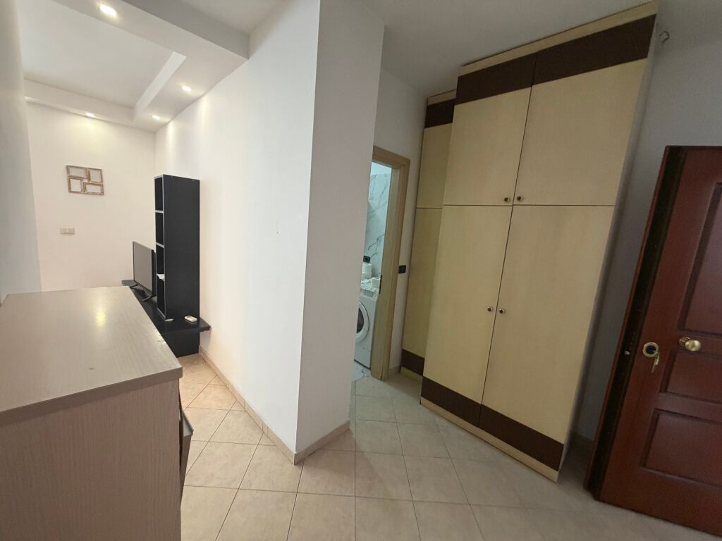 1+1,kat 6 pa ashesore,vasil shanto,600 euro
