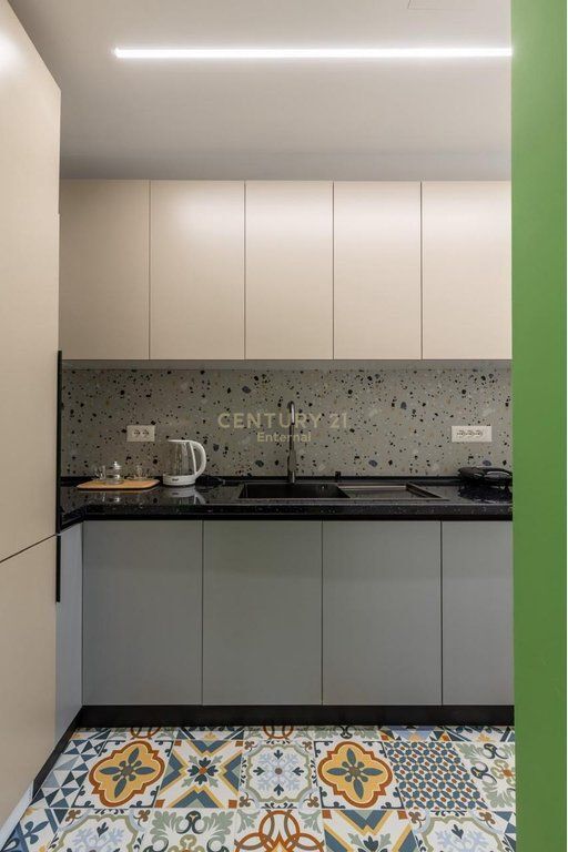Apartament 2+1 Me Qira në Rruga e Kavajës, Tiranë - 880€ | 80.4 m² 880 € /Muaj 80,000 Lekë /Muaj