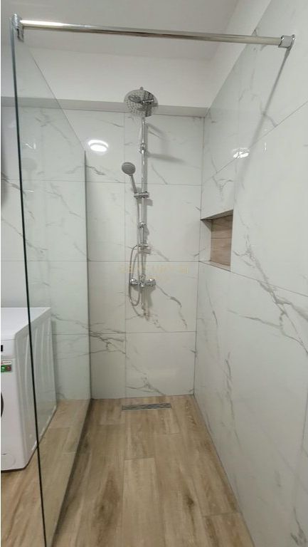 JAPIM ME QIRA APARTAMENT 1+1 TE RRUGA BARDHYL!