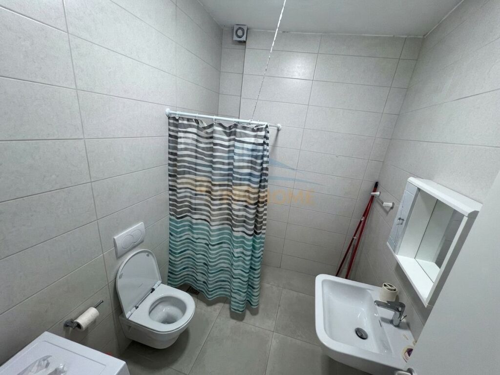 Affitto, Spazio, Galleria Roma, Via Kavaja, Tirana.