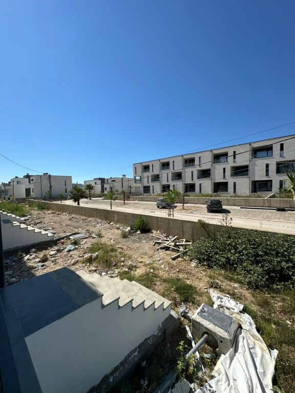 APARTAMENT 1+1+OBORR PER SHITJE NE TORQUISE MARINA, HAMALLAJ
