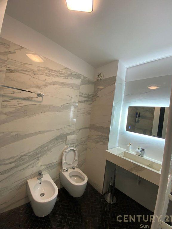 Appartamento 2+1 In Affitto al Lago Secco, Tirana