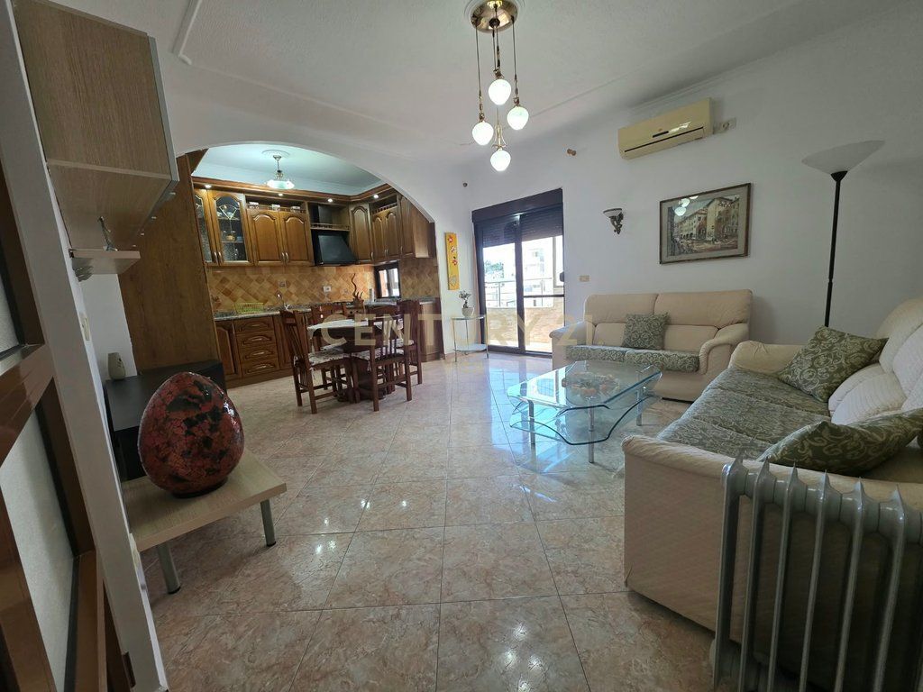 Apartment 3+2+2 For Sale in the former area in Durres !!!