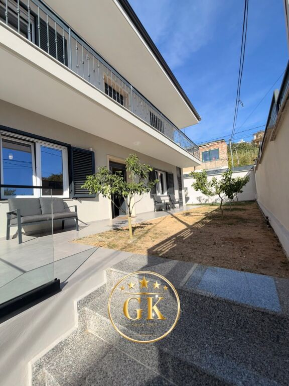 KATI 1 OSE E GJITHE VILA ME QERA CEZMA FERRES DURRES