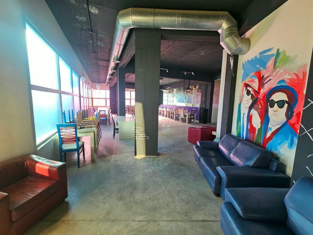 HOTEL PËR SHITJE – Ne Zemër të VLORËS!