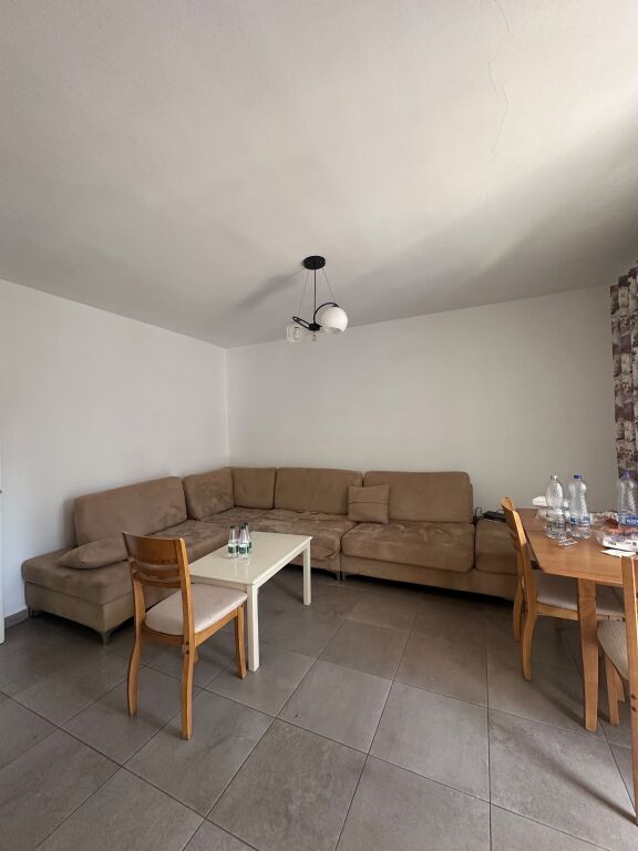 Apartament 2+1 ne shitje , Rruga Fortuzi !
