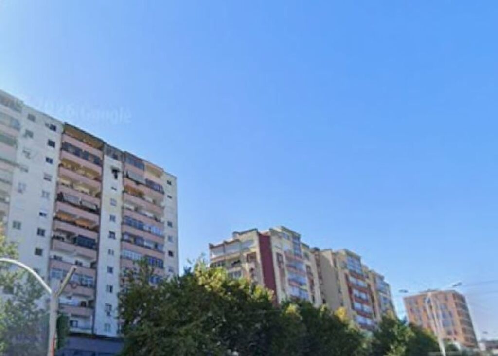 Okazion super apartament 2+1+2 ballkone rruga Dritan Hoxha ne Laprak ID 5731