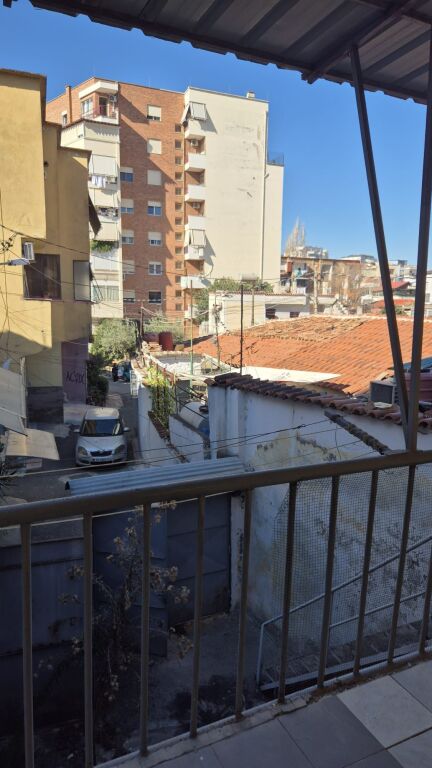 153 m² Tokë – Pazari i Ri / Shkolla e Kuqe, Tirana