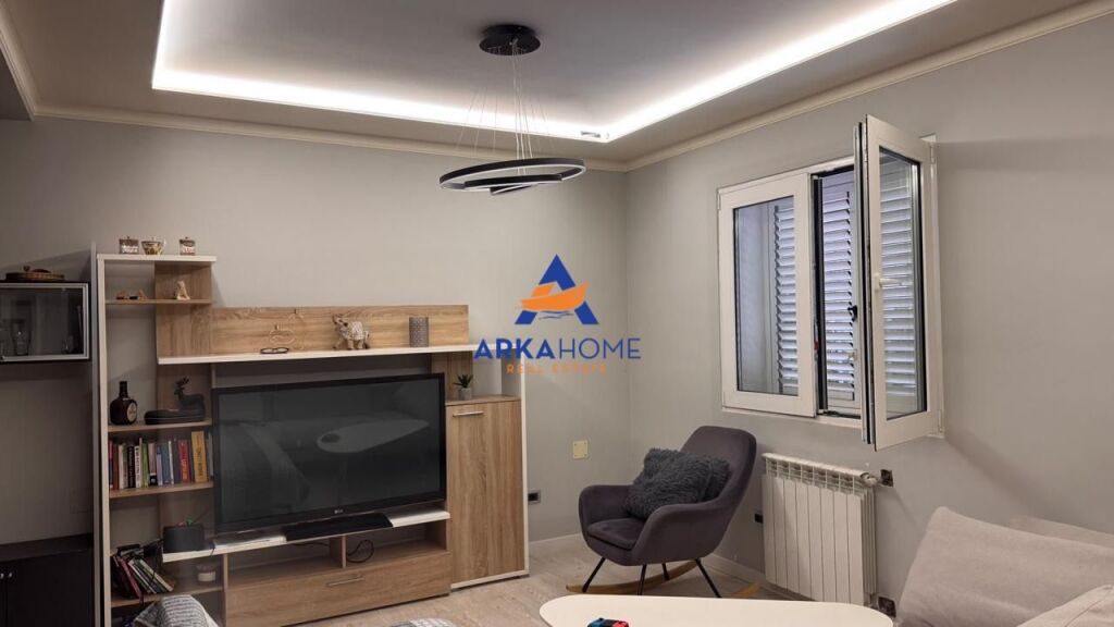 AFFITTASI APPARTAMENTO MODERNO 2+1+VERANDA "KASHAR" 600 EURO