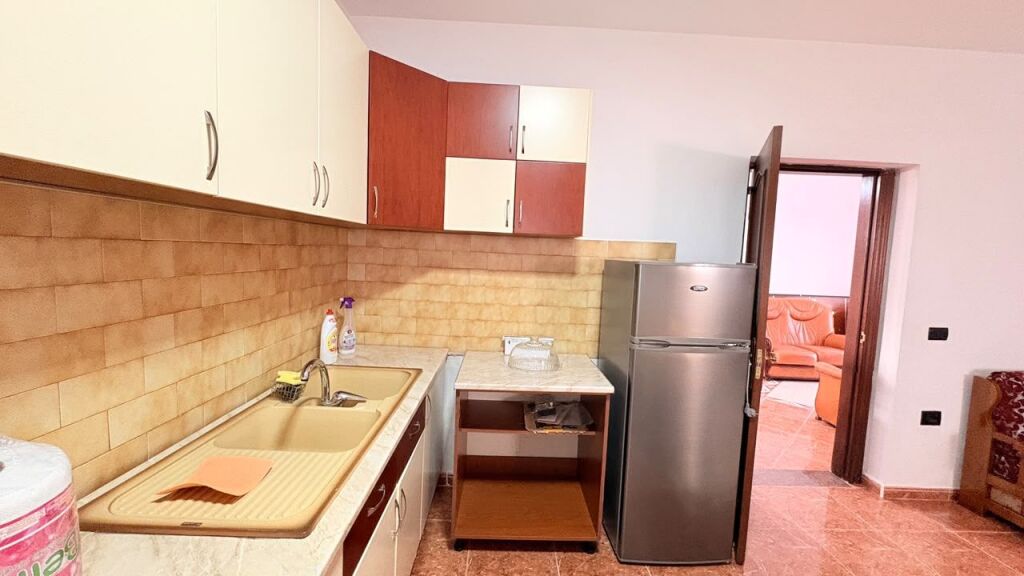 For rent first floor of a private house 2+1+ parking space, Near Foto Durresi