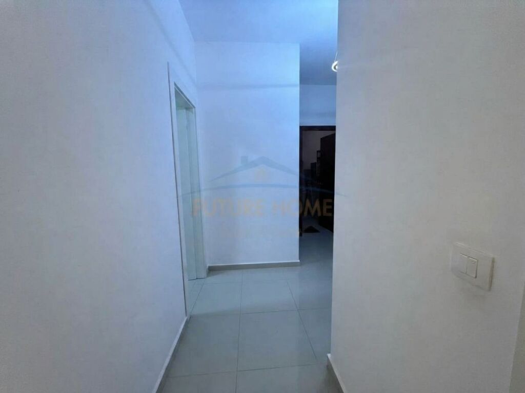Affitto, Spazio, Galleria Roma, Via Kavaja, Tirana.