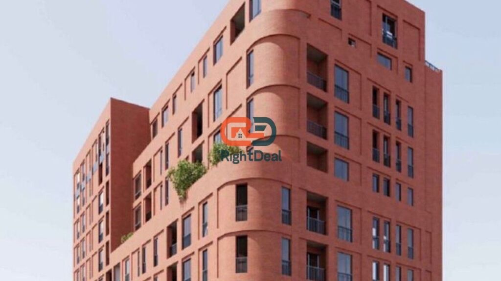 Near Fusha E Aviacionit, Apartment 2+1 for Sale, Suitable for Investment !!!