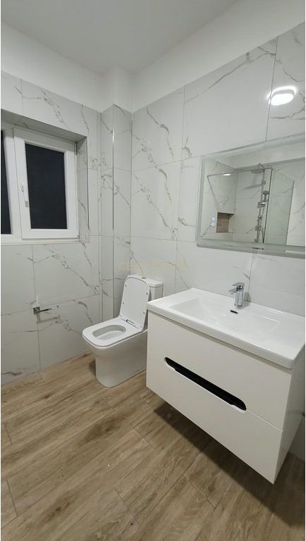 FOR RENT 1+1 APARTMENT ON BARDHYL STREET!