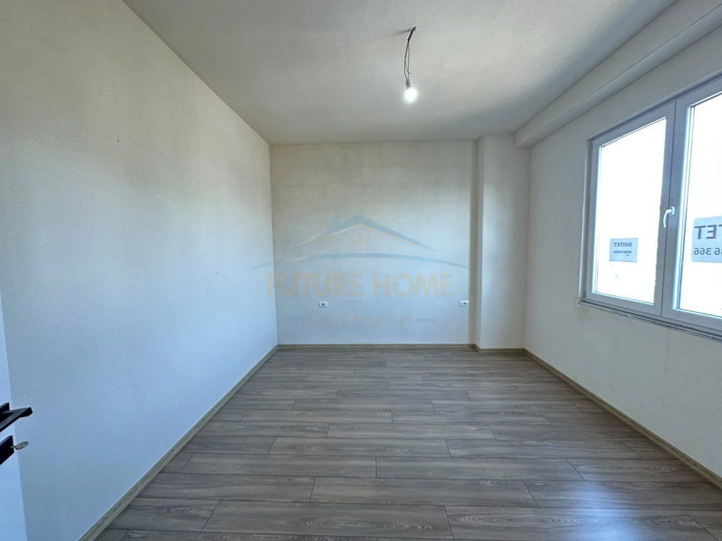 Shitet, Apartament 2+1, Kamez, Tirane.