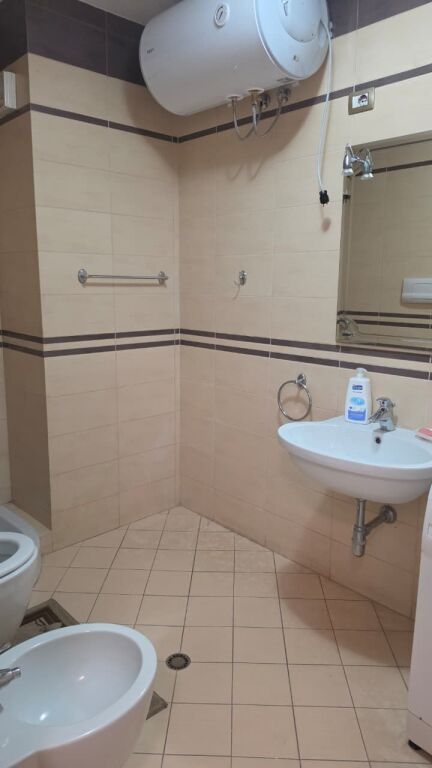 🏡 JEPET ME QIRA | 2+1 – RRUGA E BOGDANËVE