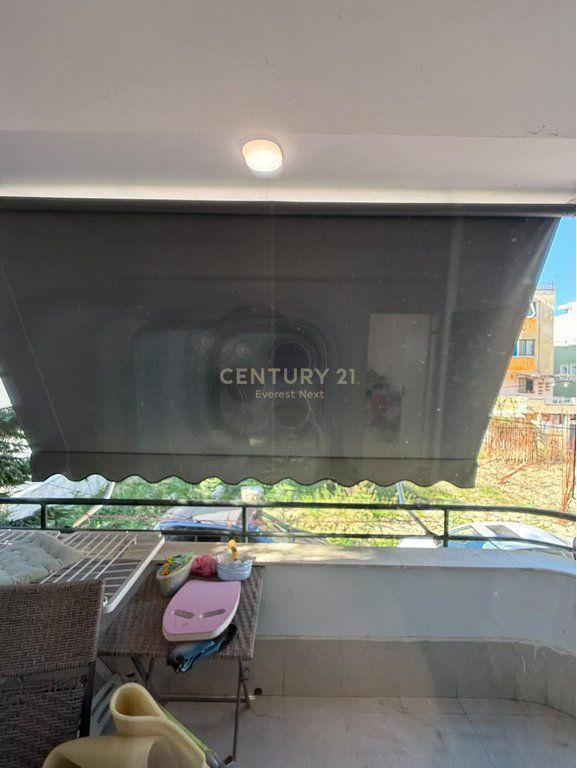 Shitet apartament 2+1 - Plazhi I Golemit