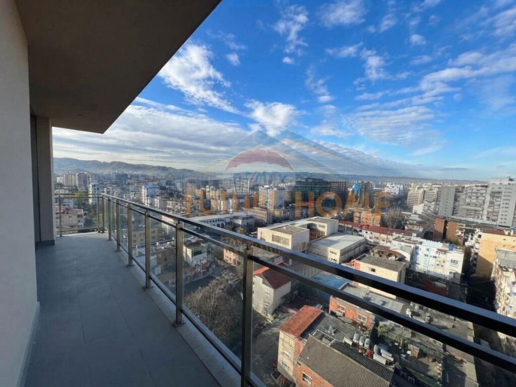 Shitet, Apartament 1+1, Mine Peza, Tiranë