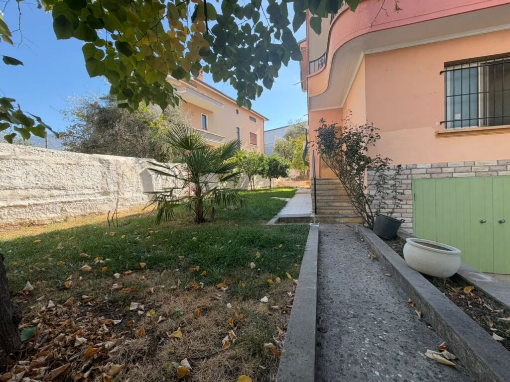 Affitto, Villa su 3 piani, Kodra e Priftit, Tirana