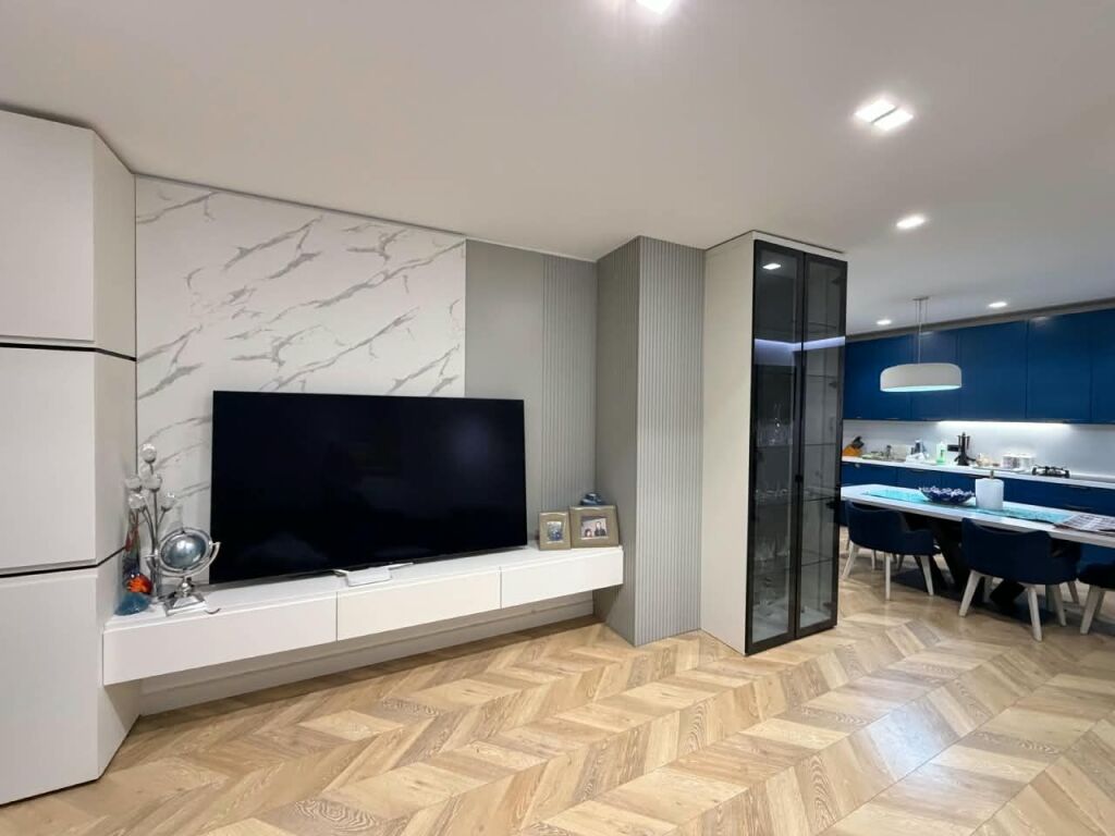 Shitet apartament 2+1+2+Post Parkimi tek Rezidenca Green City , Astir , Unaza e Re .