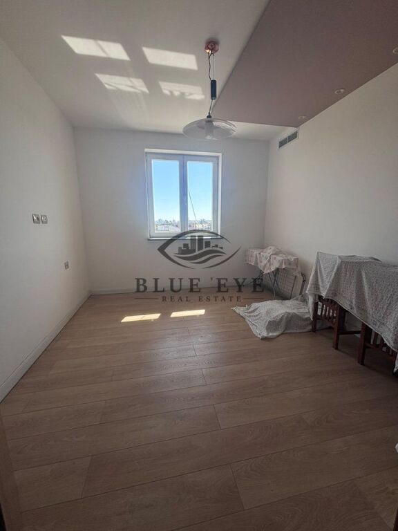 Apartament 3+2 Me Qira në Lagja nr.17, Durrës.
