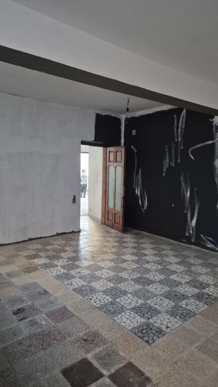 153 m² Tokë – Pazari i Ri / Shkolla e Kuqe, Tirana